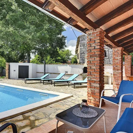 Mit Privatem Pool, Liegestuehle, Wlan, Klima Dom wakacyjny Barban